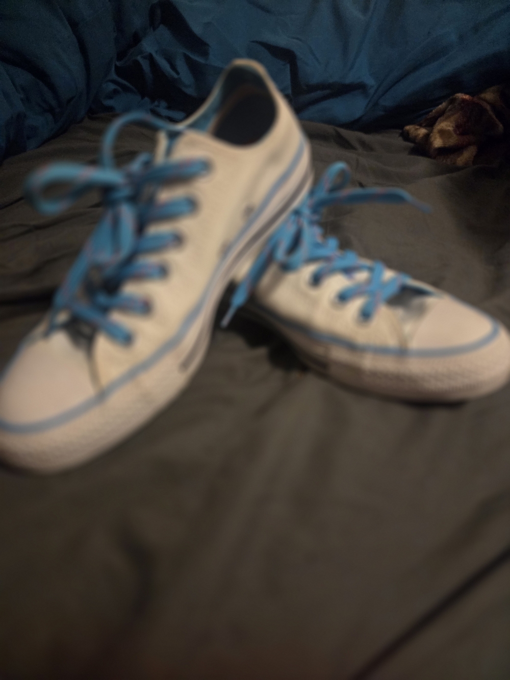 White Athletic Low-Top Sneakers with Blue Accents